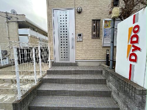 2/2 エントランス