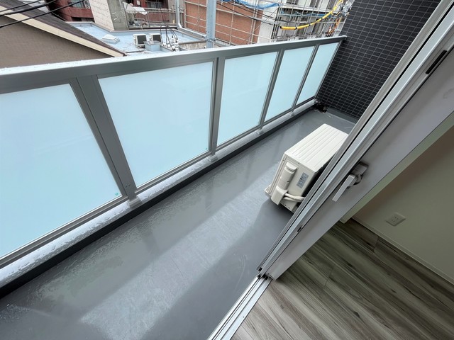 16/28 バルコニー