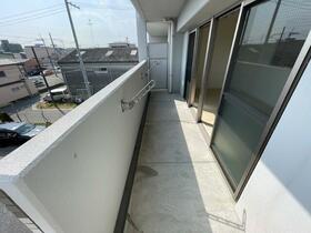 13/16 バルコニー