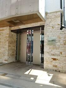 15/16 エントランス