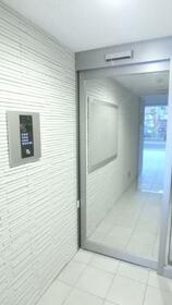 2/2 エントランス