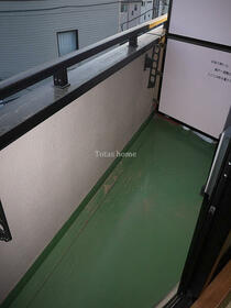 13/16 バルコニー