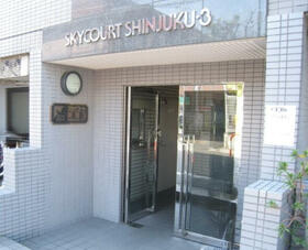 16/16 エントランス