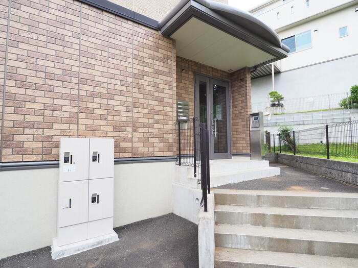 2/4 エントランス