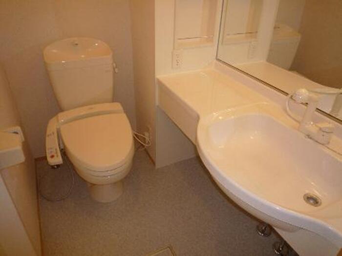 5/5 トイレ