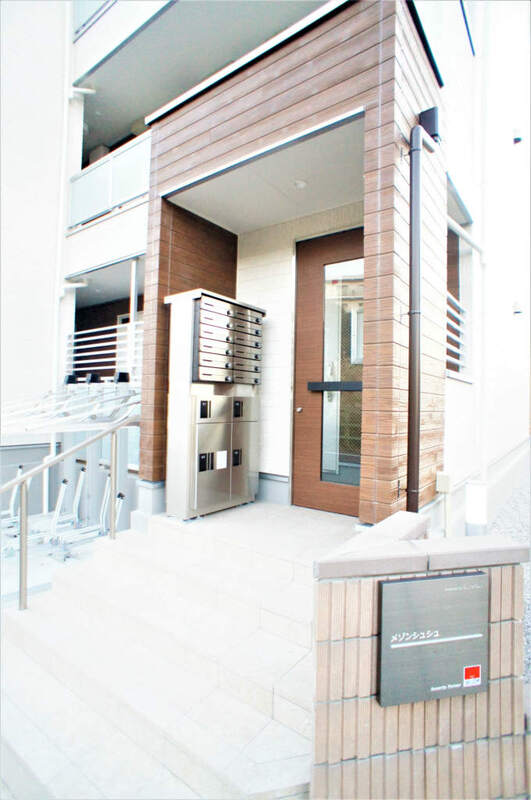 15/16 エントランス