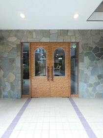 15/16 エントランス