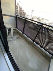 13/16 バルコニー