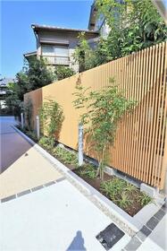 15/16 エントランス