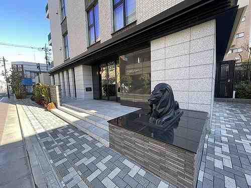 2/2 エントランス