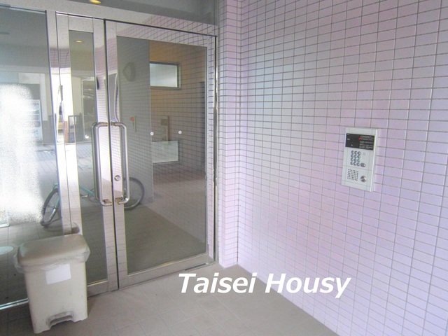 29/29 エントランス