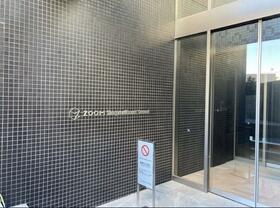 15/15 エントランス