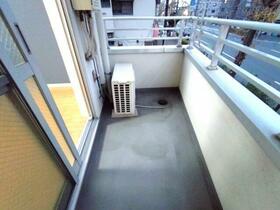 13/16 バルコニー