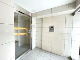 4/4 エントランス