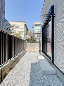 13/16 バルコニー