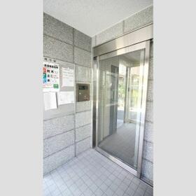 4/4 エントランス