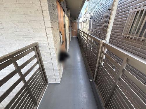 14/14 エントランス