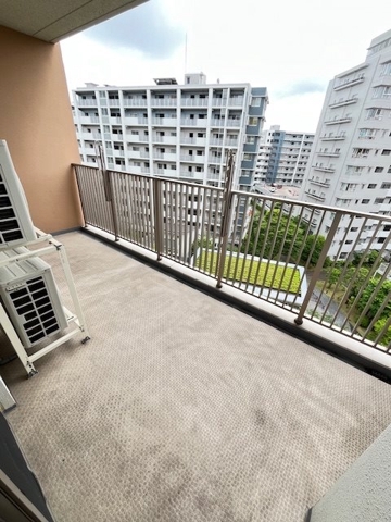 16/20 バルコニー