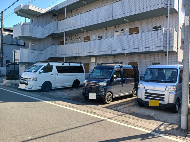 14/20 駐車場