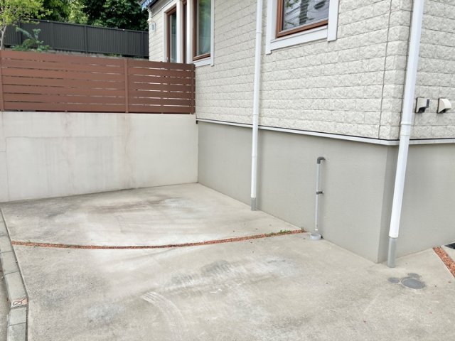 3/3 駐車場