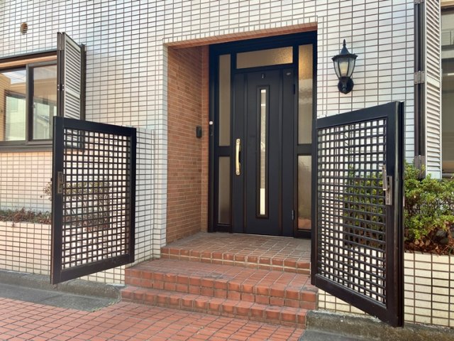 17/18 エントランス