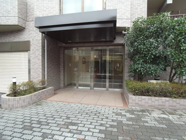 17/21 エントランス