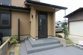 16/16 エントランス