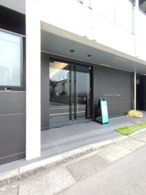 13/13 エントランス