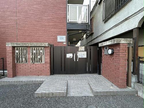 13/24 エントランス