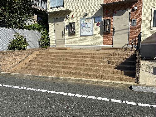 14/14 エントランス