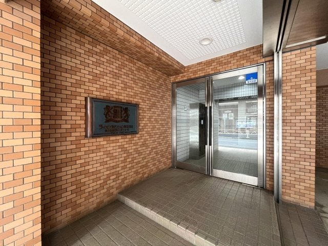 14/16 エントランス