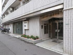 13/15 エントランス