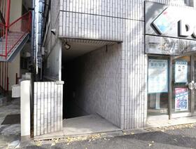 15/15 エントランス