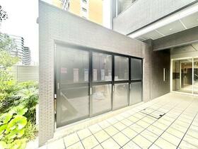 14/14 エントランス