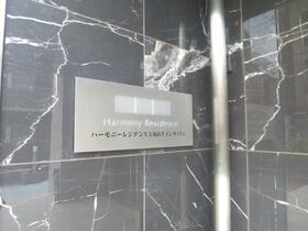 16/16 エントランス