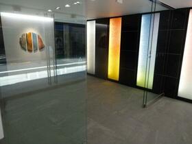 13/13 エントランス