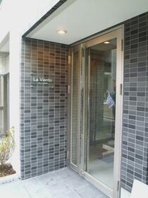 8/8 エントランス