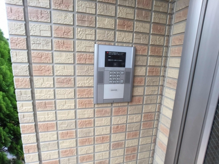 17/18 エントランス