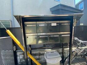 13/13 エントランス