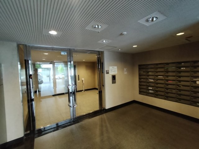 3/7 エントランス