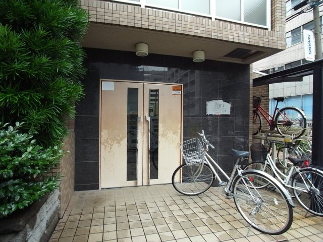 3/5 エントランス