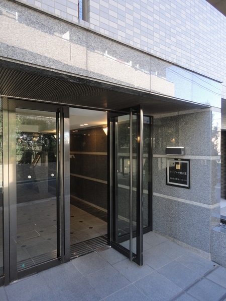 3/4 エントランス