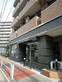 15/16 エントランス