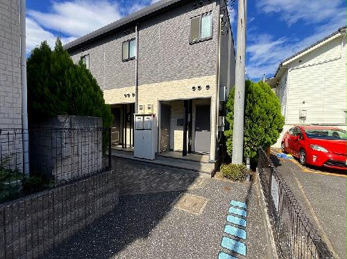 13/13 エントランス