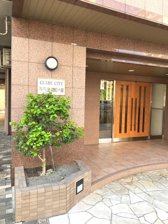 15/16 エントランス