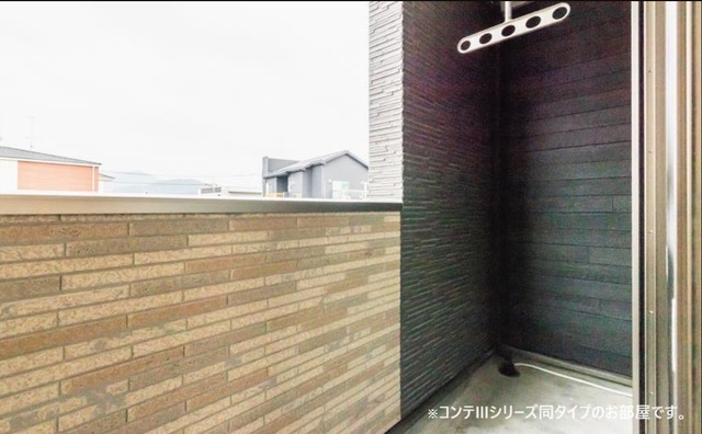 13/20 バルコニー