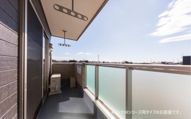 13/20 バルコニー