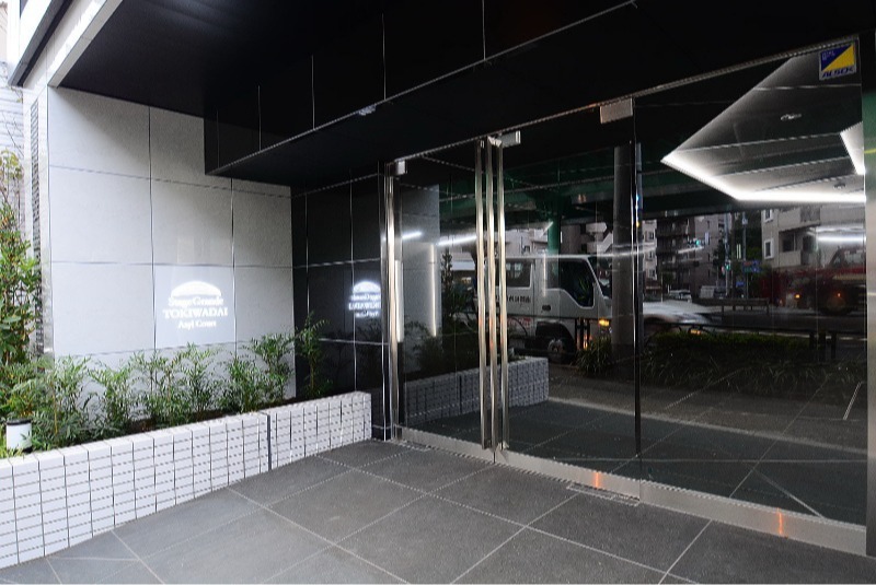 17/20 エントランス