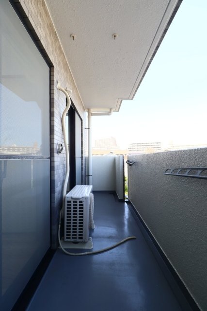 18/25 バルコニー