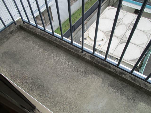 13/20 バルコニー
